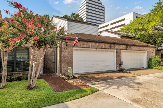 2555 Bering Drive 15, Houston, TX 77057