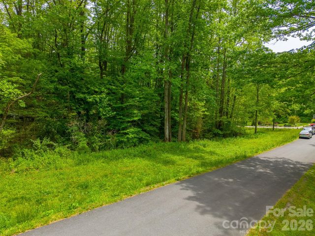 LT 27 Peak View Lane, Waynesville, NC 28785