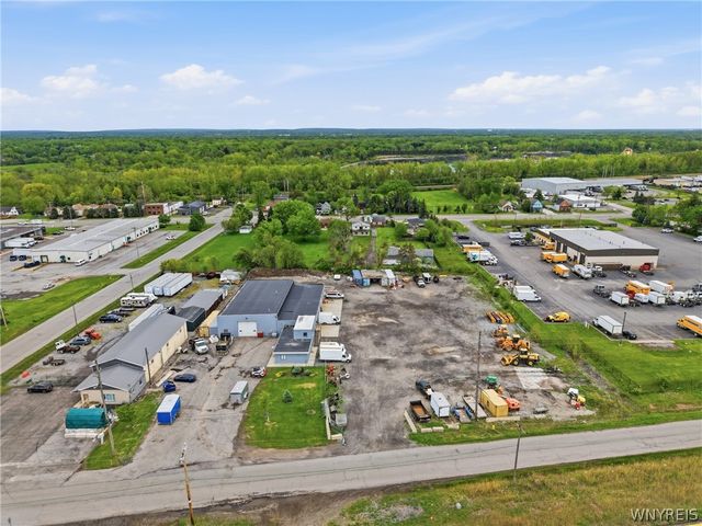 510 Ellicott Road, Cheektowaga, NY 14227