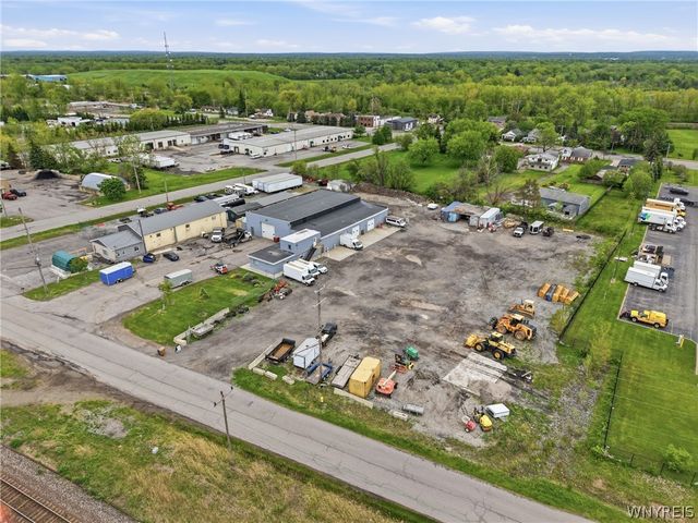 510 Ellicott Road, Cheektowaga, NY 14227