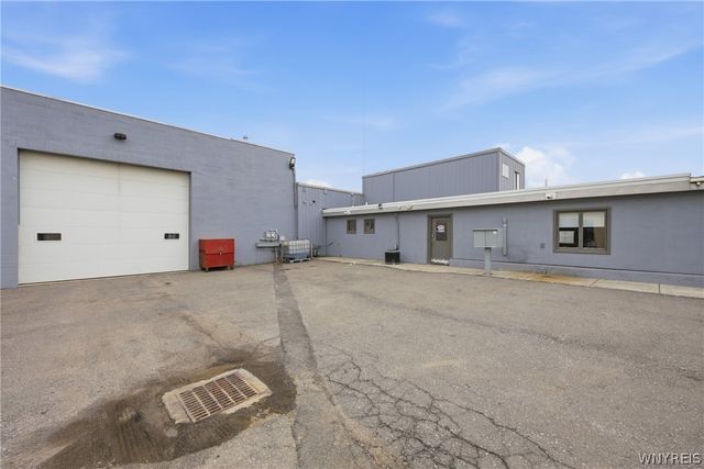 510 Ellicott Road, Cheektowaga, NY 14227