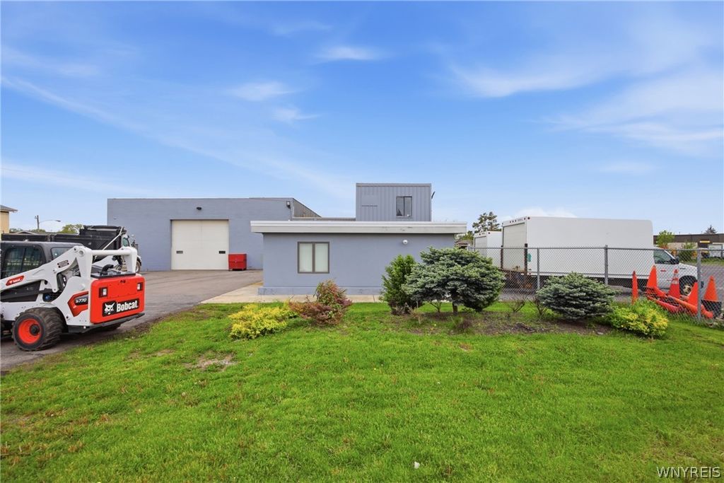 510 Ellicott Road, Cheektowaga, NY 14227