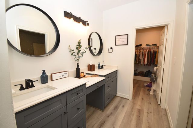 5113 Greenwater Drive, Willis, TX 77318