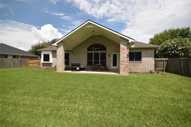 5113 Greenwater Drive, Willis, TX 77318