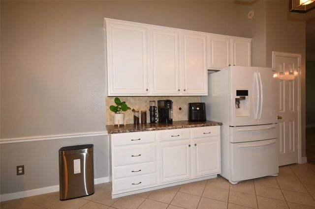 5113 Greenwater Drive, Willis, TX 77318