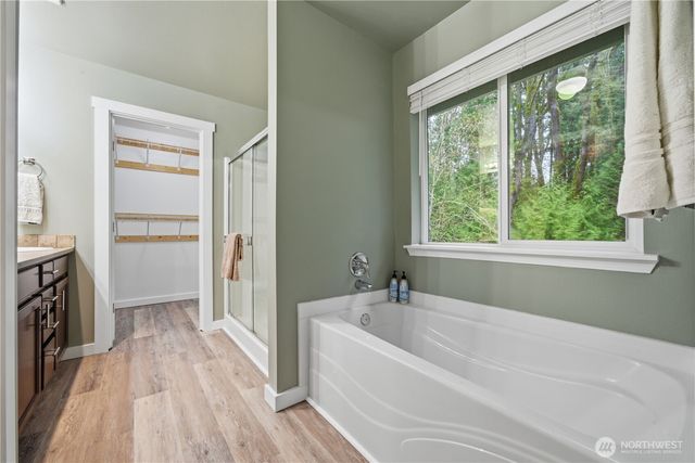 3662 Halsey Lane, Bremerton, WA 98310