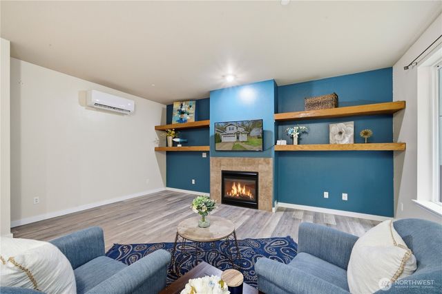 3662 Halsey Lane, Bremerton, WA 98310