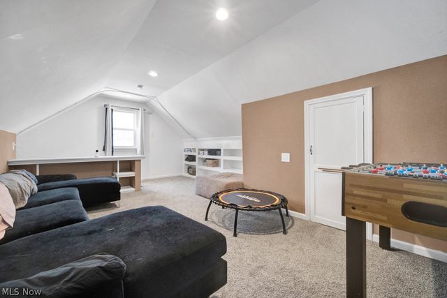 2719 Mohican Boulevard, Lakemore, OH 44312