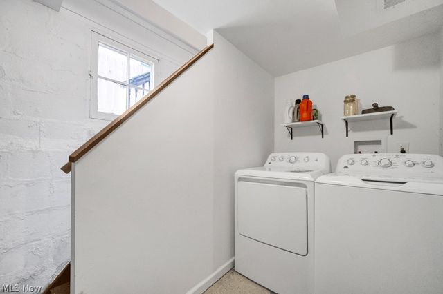 2719 Mohican Boulevard, Lakemore, OH 44312