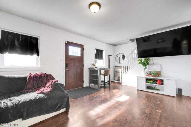 2719 Mohican Boulevard, Lakemore, OH 44312