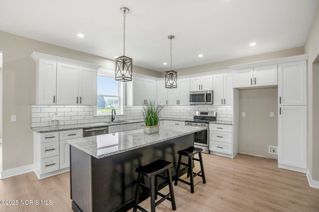 9425 Newbury Lane, Whitehouse, OH 43571