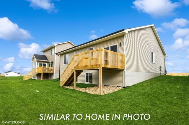 5688 Brookview Avenue, Des Moines, IA 50317