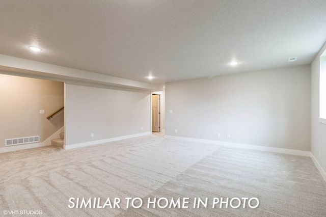5688 Brookview Avenue, Des Moines, IA 50317
