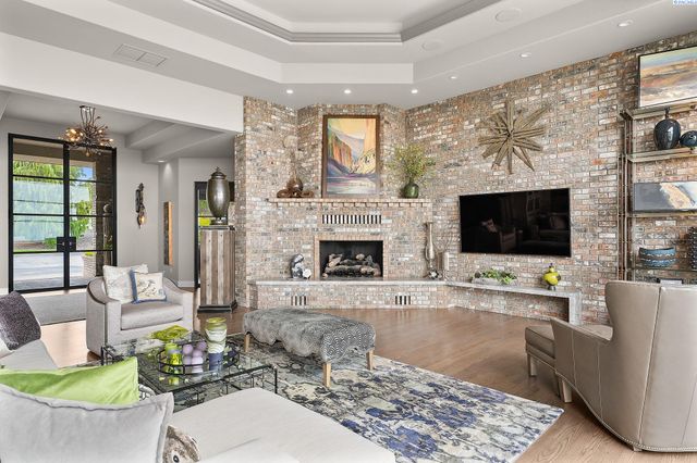 1276 N Bermuda Rd, Richland, WA 99352