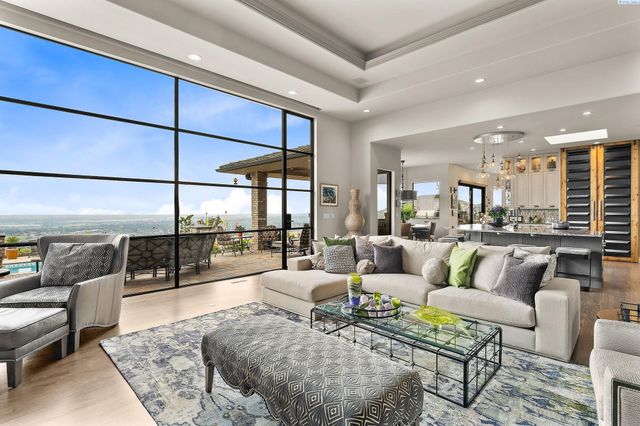 1276 N Bermuda Rd, Richland, WA 99352