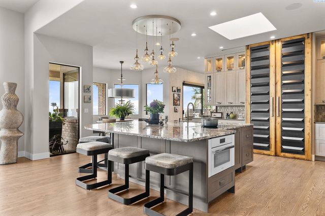 1276 N Bermuda Rd, Richland, WA 99352