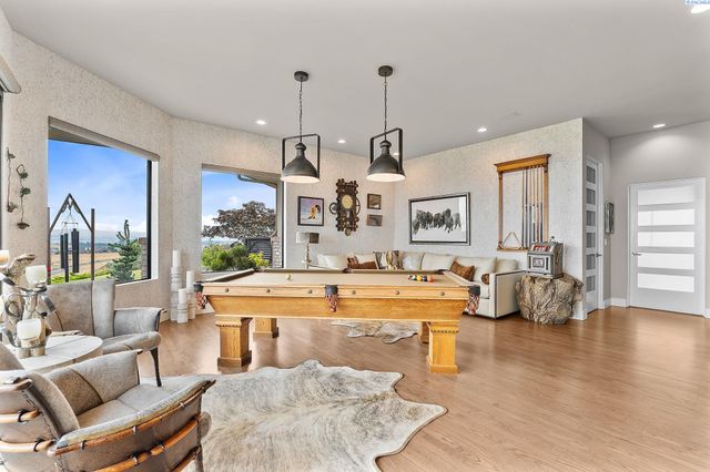 1276 N Bermuda Rd, Richland, WA 99352