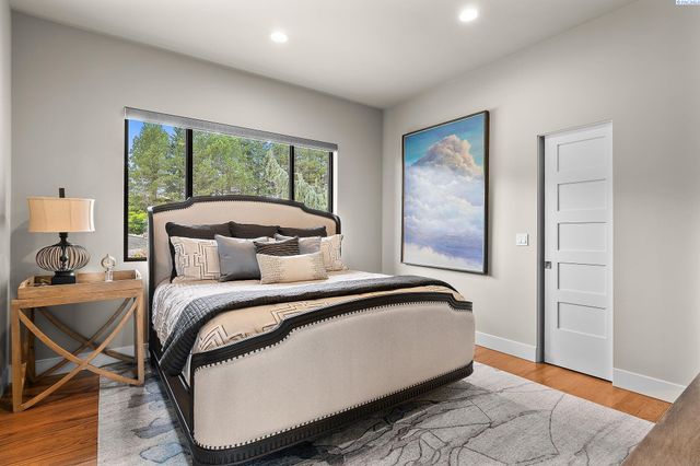 1276 N Bermuda Rd, Richland, WA 99352