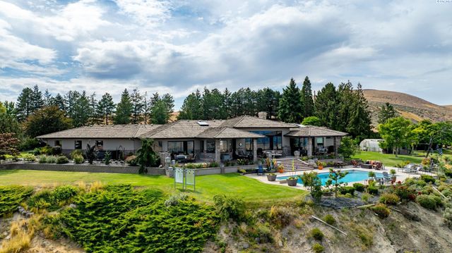 1276 N Bermuda Rd, Richland, WA 99352