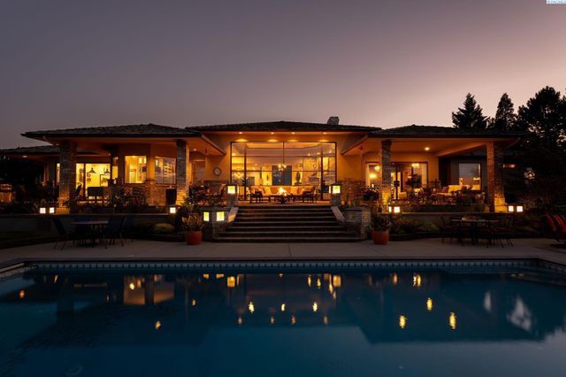 1276 N Bermuda Rd, Richland, WA 99352