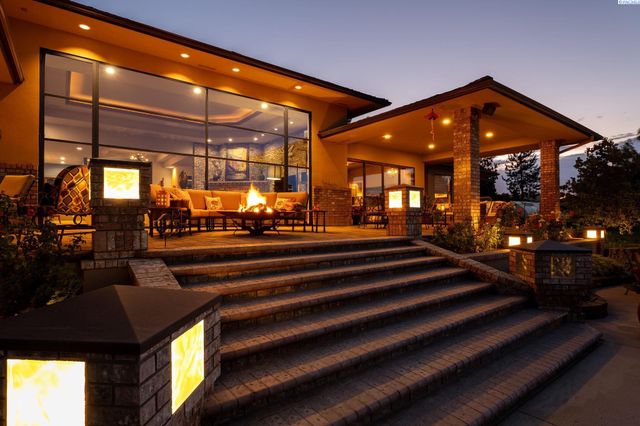 1276 N Bermuda Rd, Richland, WA 99352