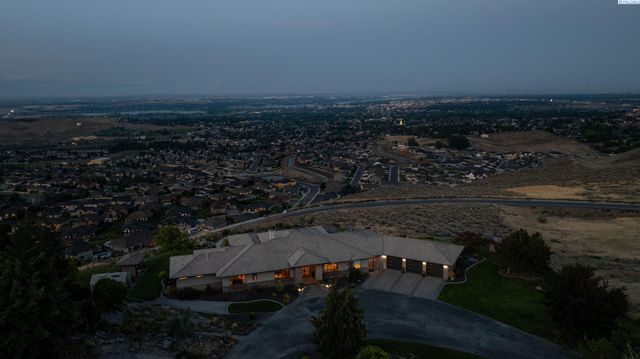 1276 N Bermuda Rd, Richland, WA 99352
