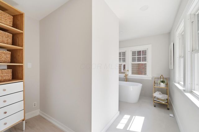 49 S Cassady Avenue, Columbus, OH 43209