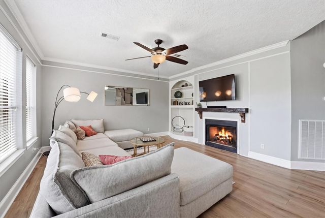 8827 Mile Run Road, Humble, TX 77346