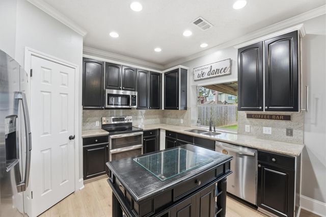 8827 Mile Run Road, Humble, TX 77346