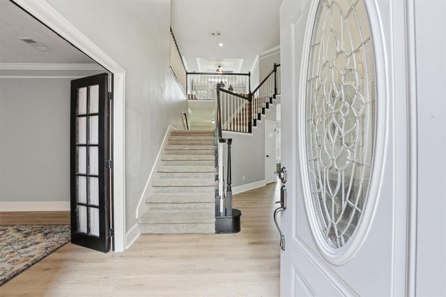 8827 Mile Run Road, Humble, TX 77346