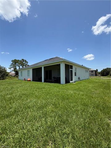 813 Highland AVE, Lehigh Acres, FL 33972