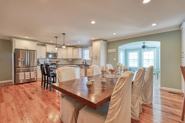 136 N Stallion Drive, Cowpens, SC 29330