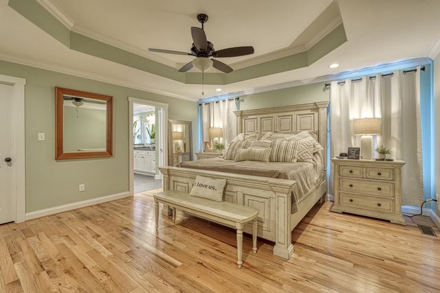 136 N Stallion Drive, Cowpens, SC 29330