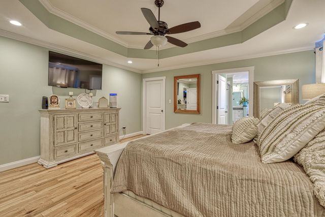 136 N Stallion Drive, Cowpens, SC 29330