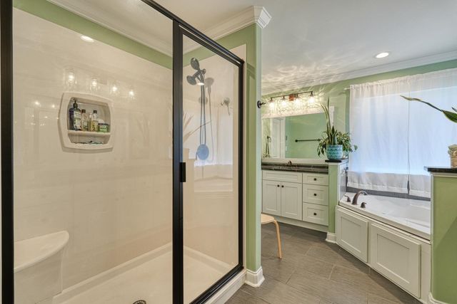 136 N Stallion Drive, Cowpens, SC 29330