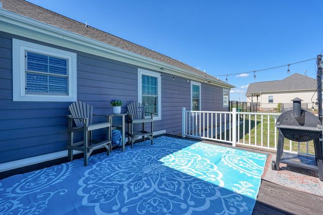 136 N Stallion Drive, Cowpens, SC 29330