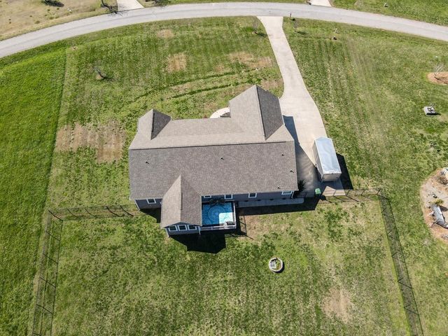 136 N Stallion Drive, Cowpens, SC 29330