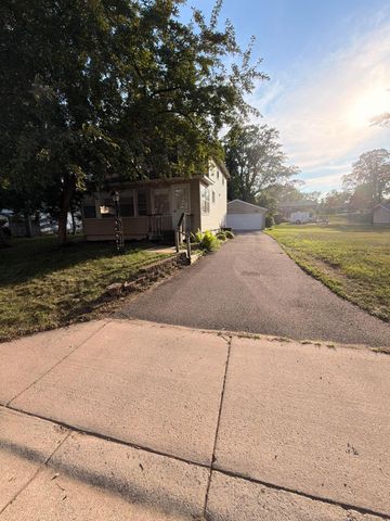 409 1st Avenue N, Sartell, MN 56377