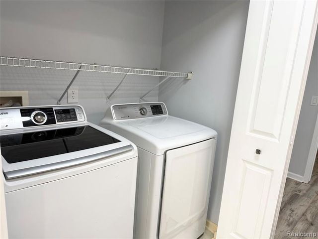 47515 Ormskirk Drive, Canton, MI 48188