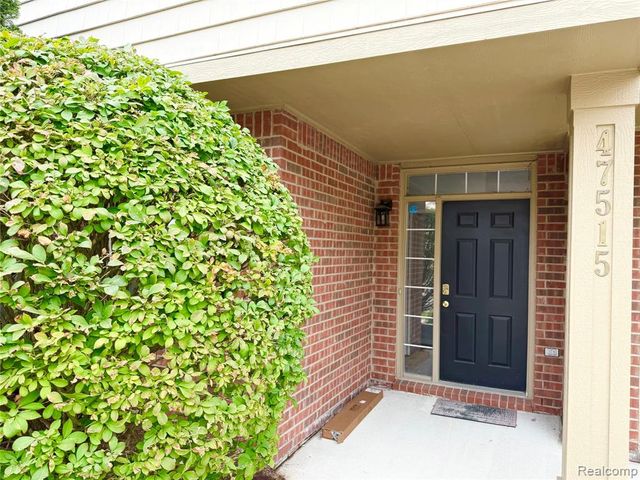 47515 Ormskirk Drive, Canton, MI 48188