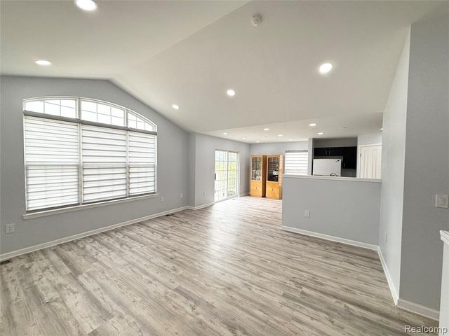 47515 Ormskirk Drive, Canton, MI 48188