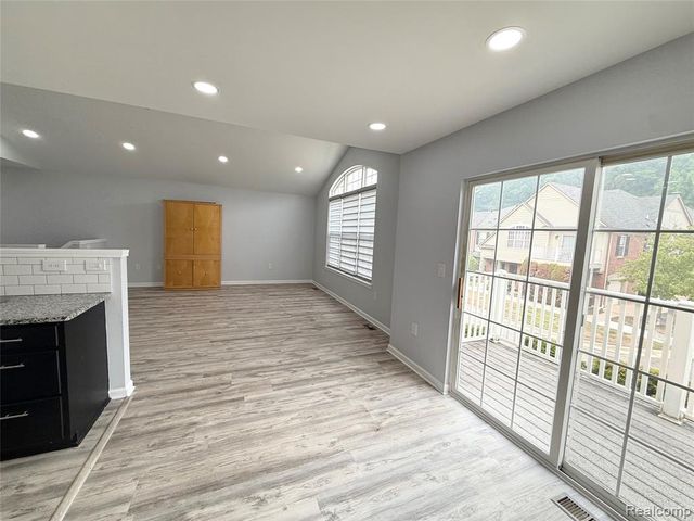 47515 Ormskirk Drive, Canton, MI 48188