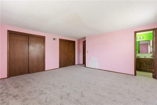 11618 Manchester Avenue, Kansas City, MO 64134