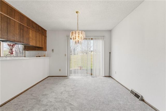 11618 Manchester Avenue, Kansas City, MO 64134