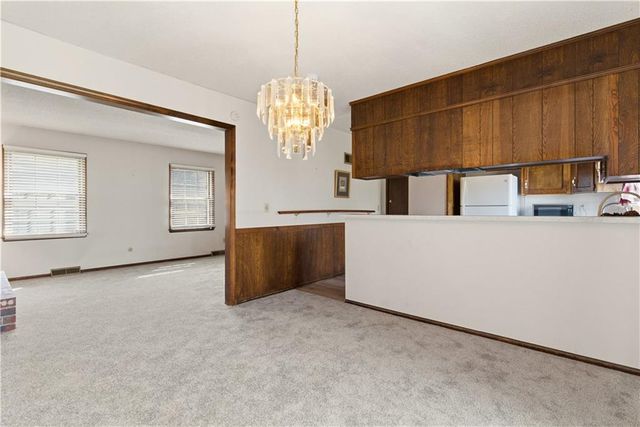 11618 Manchester Avenue, Kansas City, MO 64134