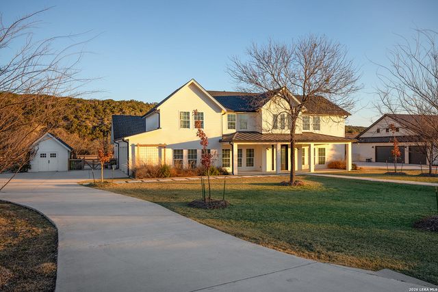 807 Wade Road, New Braunfels, TX 78132