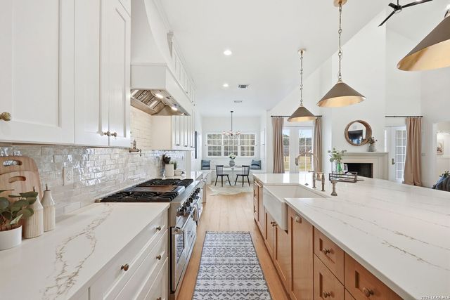 807 Wade Road, New Braunfels, TX 78132