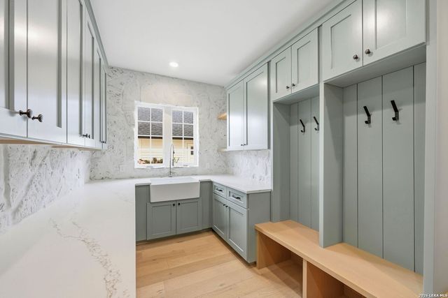 807 Wade Road, New Braunfels, TX 78132