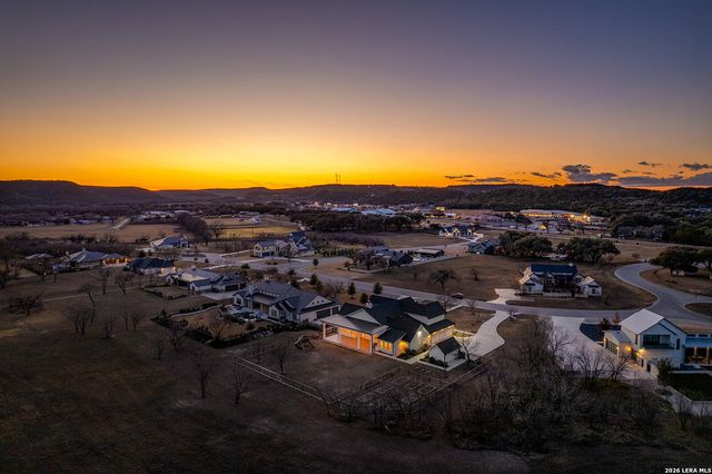 807 Wade Road, New Braunfels, TX 78132