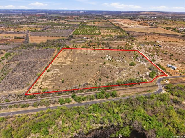 14215 quintana, Atascosa, TX 78002